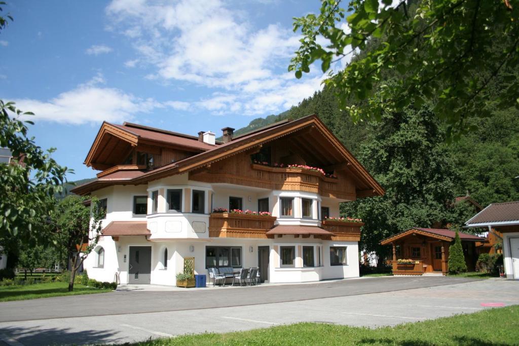 Appartement Zottl Mayrhofen Exterior foto